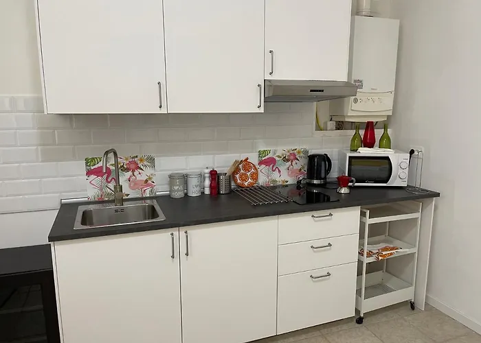 Апартаменты 1-tourist House Bologna-cefalonia - Self Check-in Болонья